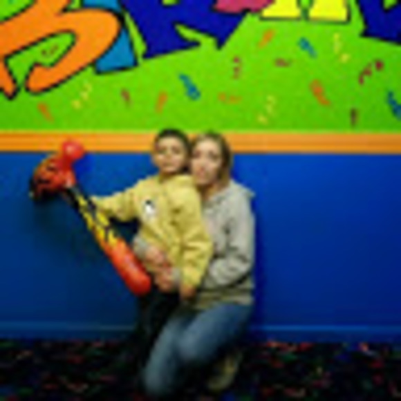 Meet your Posher, Melissa - Picture 1 of 1